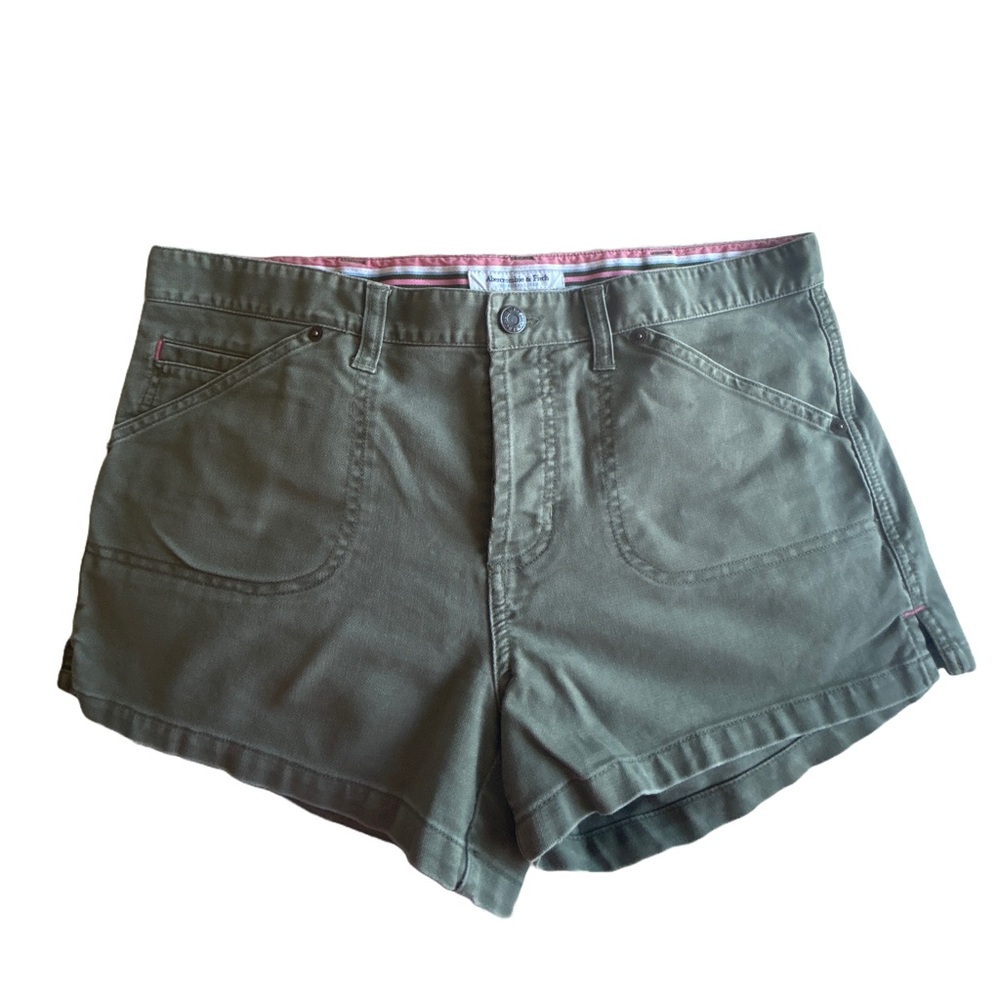 Abercrombie & Fitch short